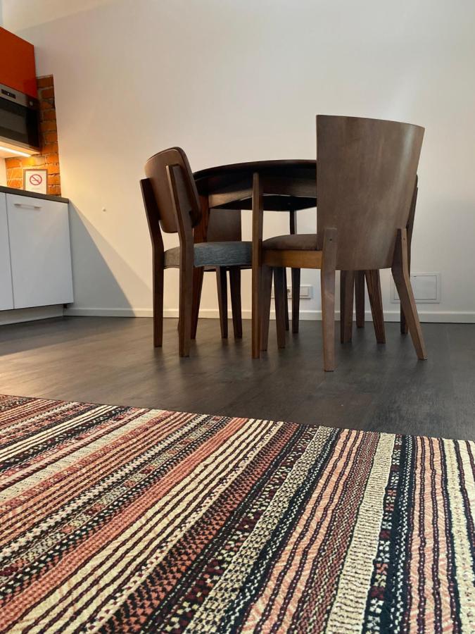 Jolie Apartments カウナス エクステリア 写真