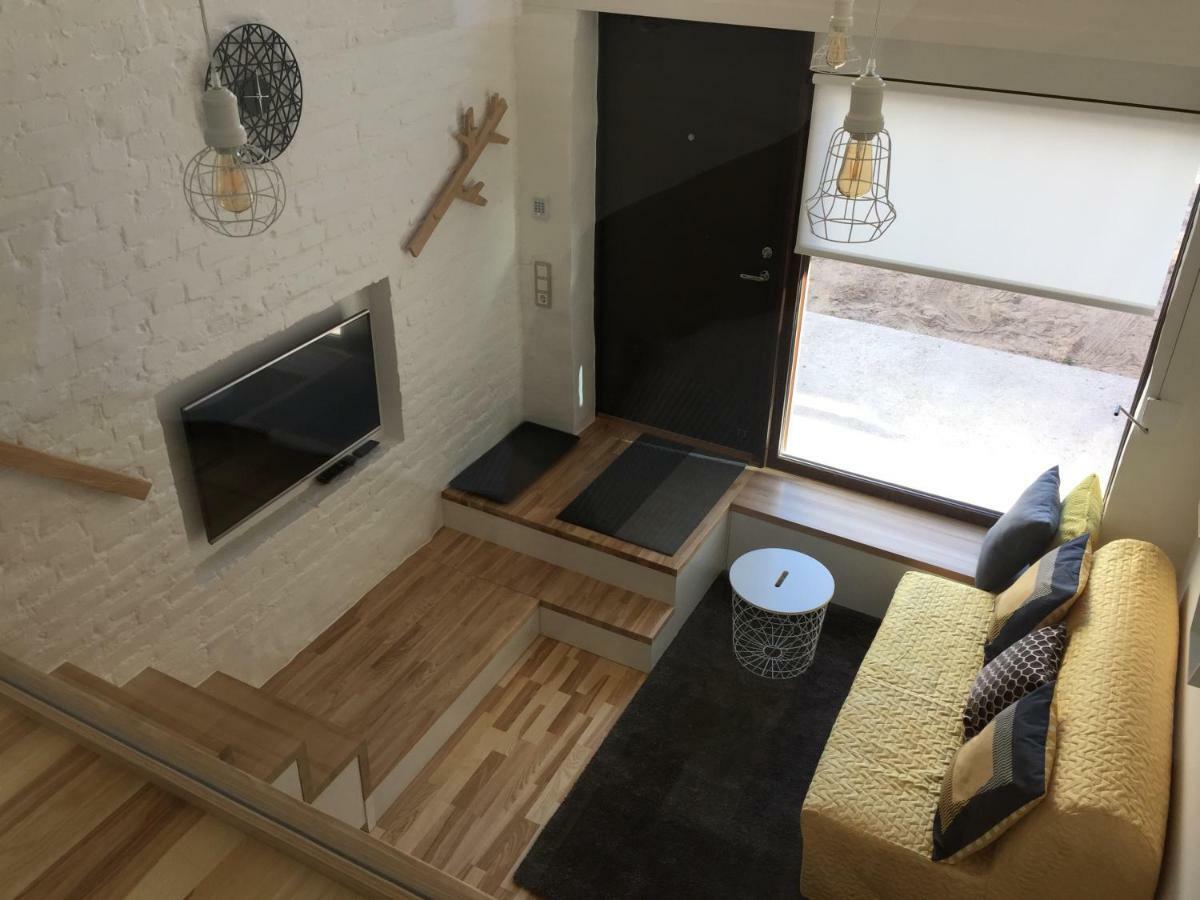 Jolie Apartments カウナス エクステリア 写真